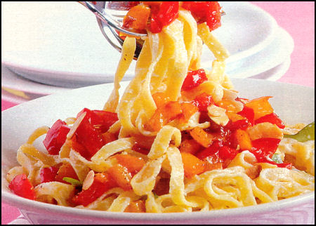 Ricette Primi Pasta - Tagliatelle ai peperoni