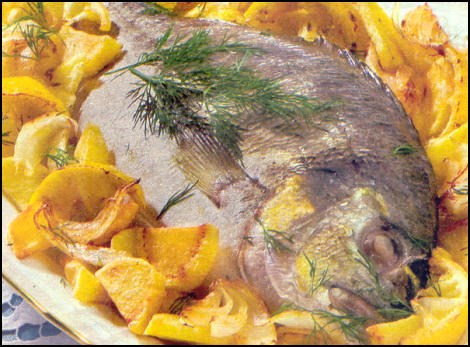 Ricette Pesce - Orata al forno con patate