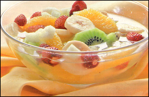 Ricette Dessert Frutta - Coppa di frutta al Moscato