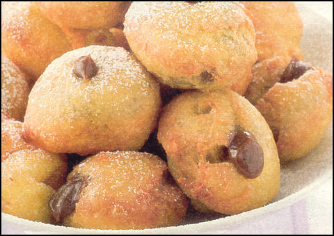 Ricette Dessert Pasticcini - Bignole al cioccolato