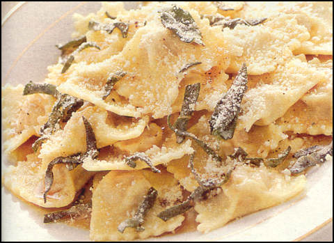 Ricette Primi Pasta - Ravioli al burro e salvia