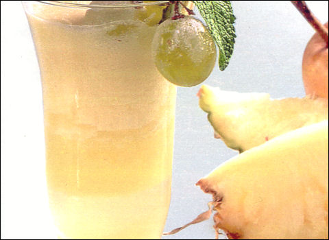 Ricette Dessert Frutta - Cocktail pere ad ananas