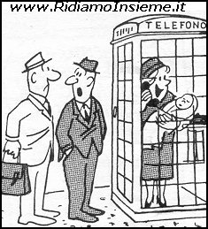Vignette Donne - Cabina del telefono