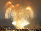 Scarica lo sfondo FUOCHI ARTIFICIALI 800x600